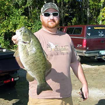 thedude with one very 
fat 4.29 pounds Elk Lake smallmouth bass caught October 2, 2011 during the Fall west MadWags Memorial tournament