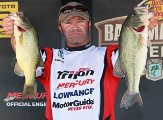 Darin Doll of York Pennsylvania registered a 13-7 limit today catapulting him into second place from 17th