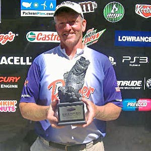 Boater Dean Meckes of Clayton, N.Y., won the July 9 BFL Northeast Division tournament on Lake Cayuga to earn $5,255