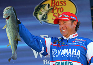 Dean Rojas continues to lead the TroKar Battle on the Bayou at the Toledo Bend Reservoir Elite Series event
