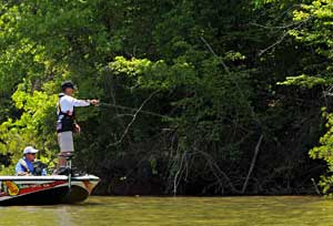 After leading the first two days at West Point Lake, Oklahoma pro Edwin Evers has slipped into third one ounce behind Kevin VanDam