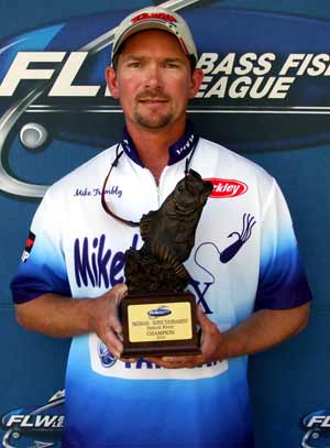 Boater Mike Trombly of Perrysburg, Ohio won the September 18-19 BFL Michigan Division super tournament on the Detroit River to earn $6,540