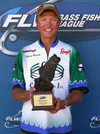 Boater Randy Ramsey of Battle Creek Michigan won the August 28 BFL Michigan tournament on the Detroit River