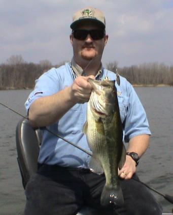 Spring spinnerbait caught tubby Kent Lake largemouth bass caught by Dan Kimmel.